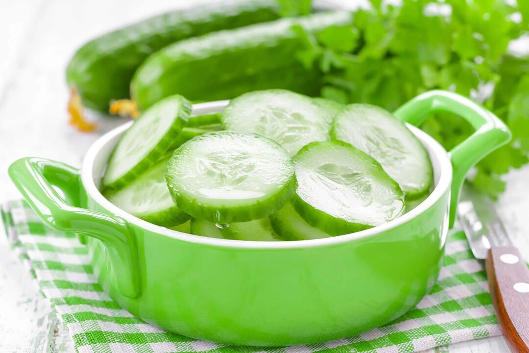 黄瓜是不可或缺的减肥产品，也是燃脂鸡尾酒的基础。
